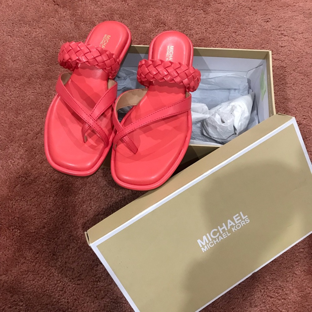 Micheal Kors brand new Thong slide faux leather - Picture 2 of 12